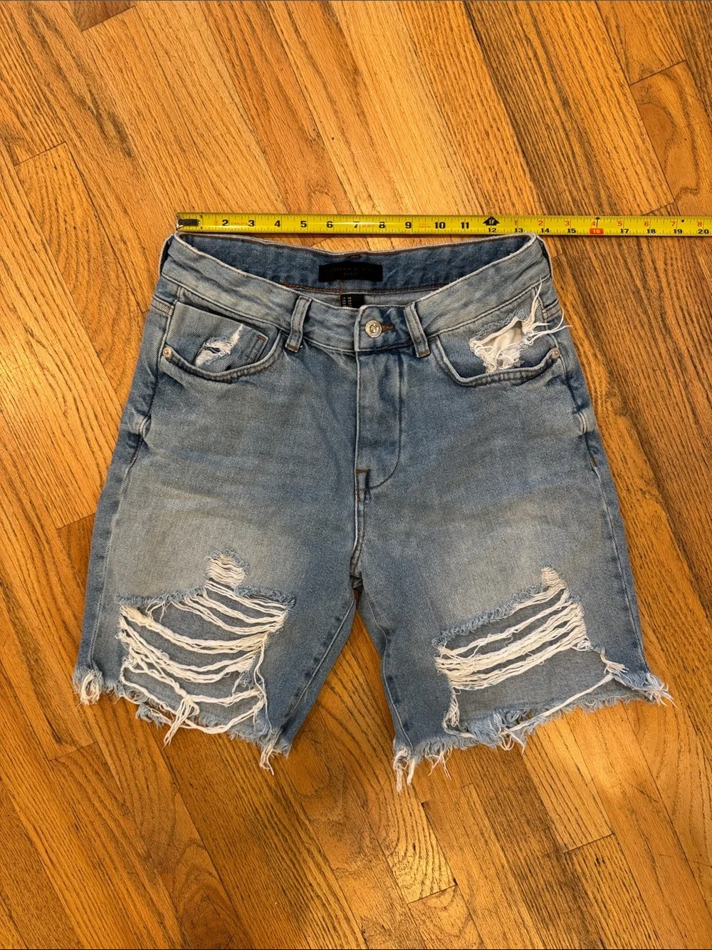 Forever 21 Light Blue Distressed Denim Shorts - Picture 4 of 7